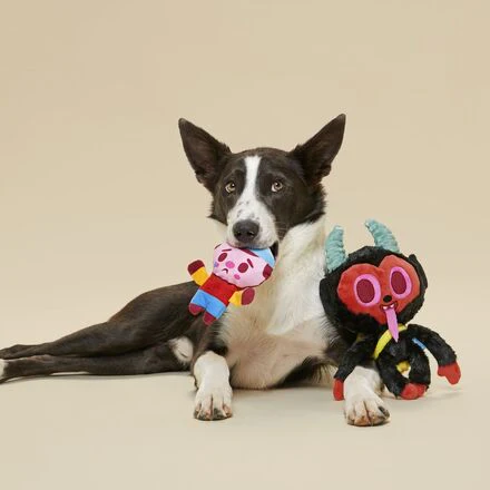 Merry Krampus Plush Tug Dog Toy - Image 4