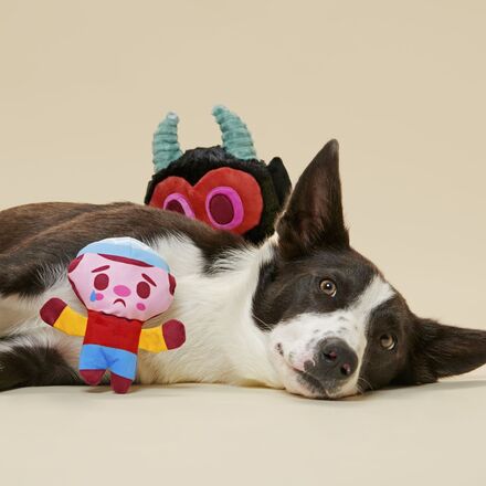 Merry Krampus Plush Tug Dog Toy - Image 5