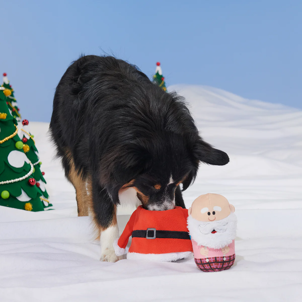Ol' Kris Kringle™ Plush Multi-Part Dog Toy - Image 5